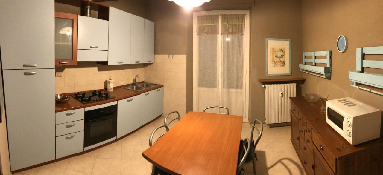 אסטי Appartamento Alfieri מראה חיצוני תמונה